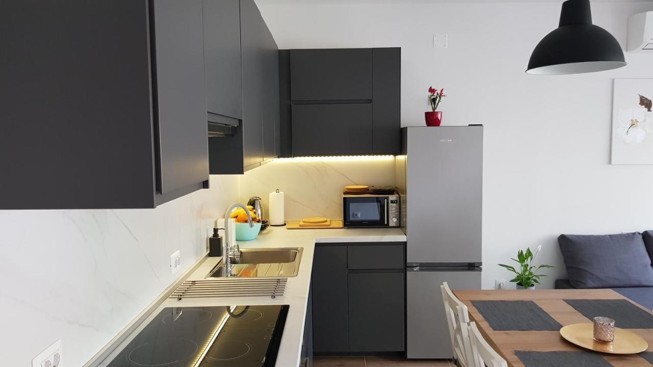Kalea Pula Center Apartment Exterior photo